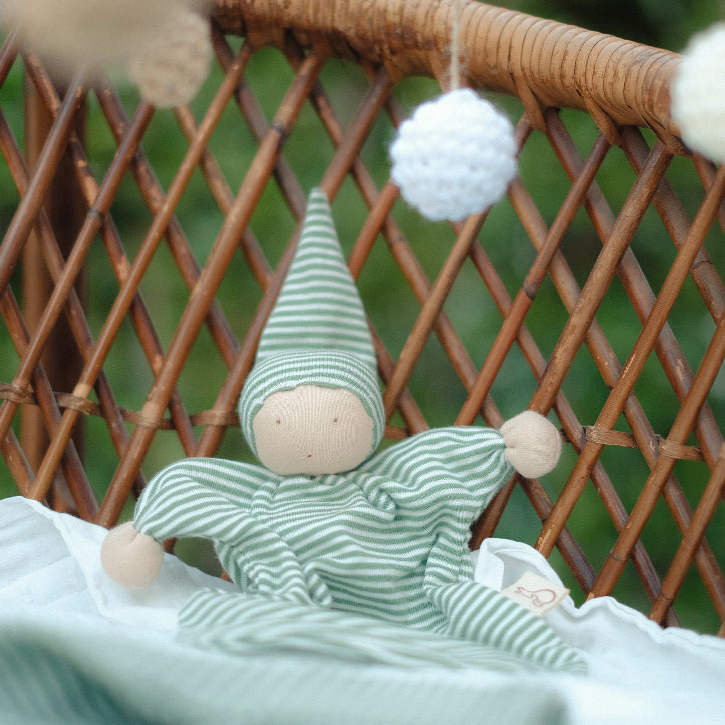 Sleep Tuckie in Palm Mist