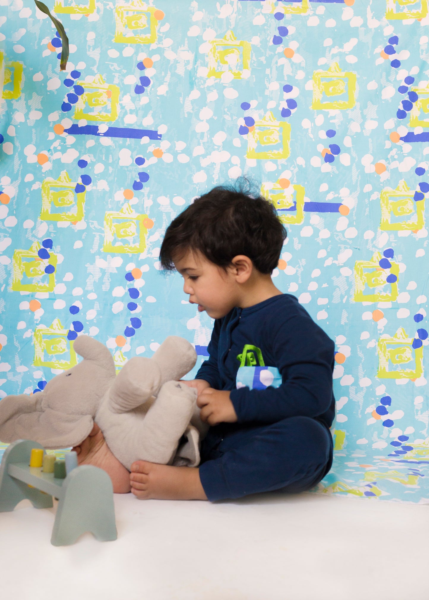 Snoozy Dreamer in Navy Blue