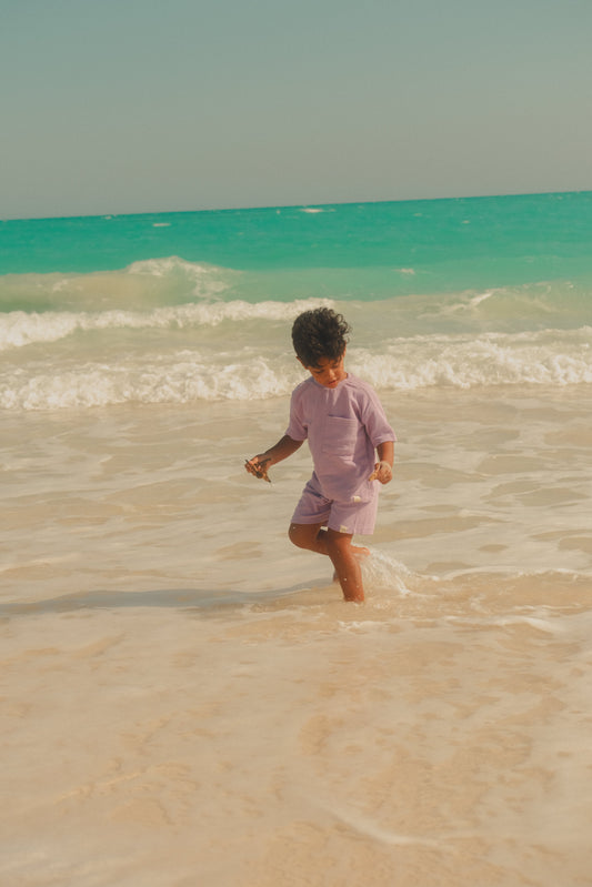 Seaside Play with Roo 🌊: A Gentle Guide to Beach Activities for Little Ones